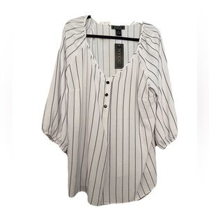 NWT Women’s Top. Size 1X